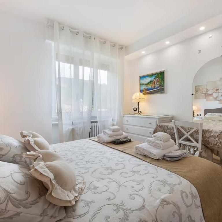 Sunset House Perledo - Appartamento Deluxe con 3 Camere da Letto - 75