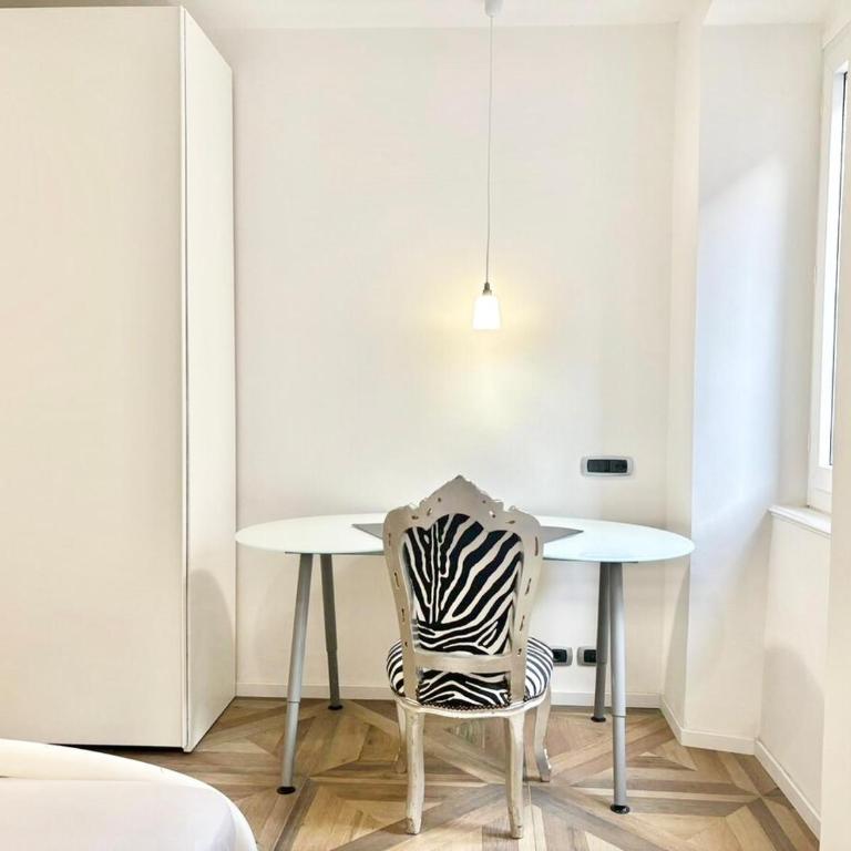 Prisma Suite, A due Passi dalla Stazione - Appartamento Deluxe con 3 Camere da Letto - 13