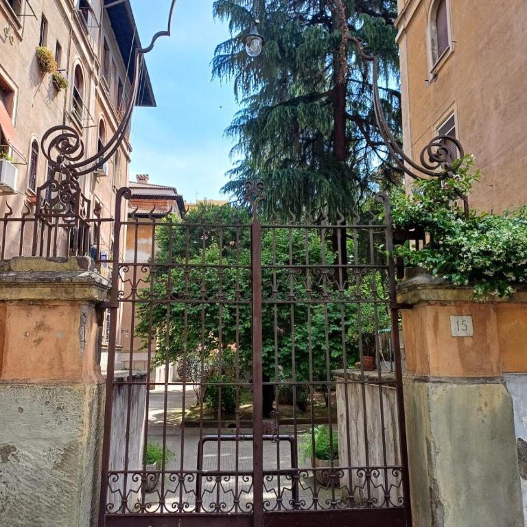 Trastevere St Rolli 15 - Appartamento con 2 Camere da Letto - 24