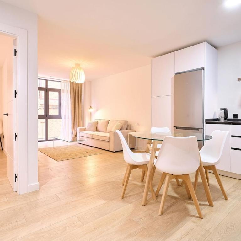 Universitas Suite centro Salamanca by keyhom - One-Bedroom Premium Apartment - 2