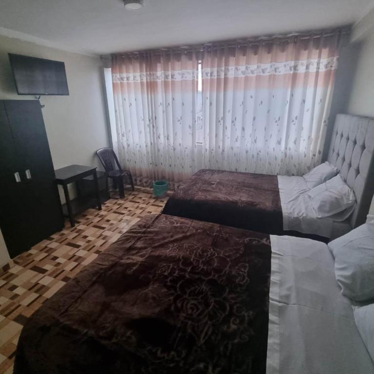 Hostal Casa Blanca - Double Room with Private Bathroom - 1