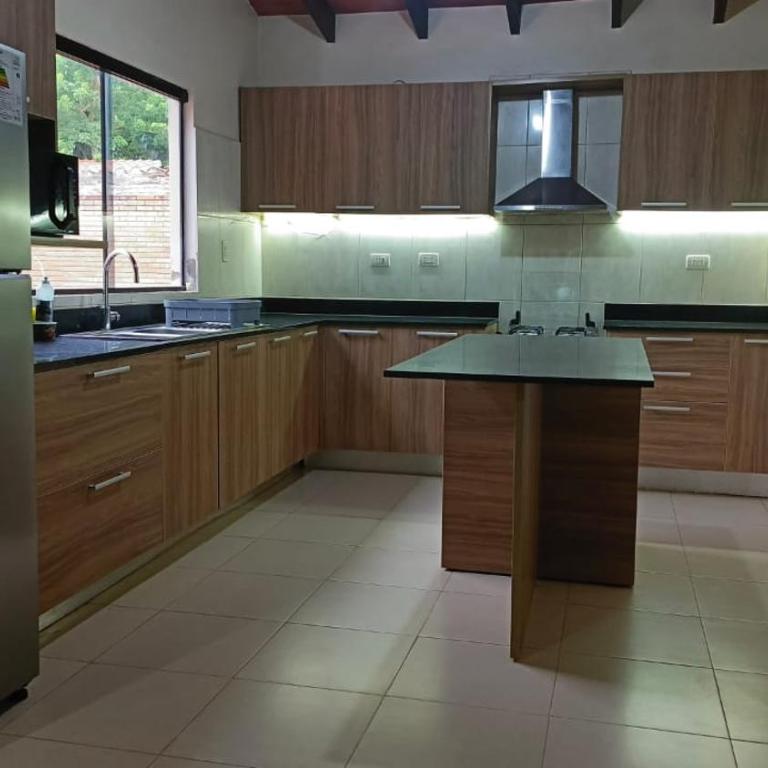 Lovely Home Near the Airport and Business District - One-Bedroom House - 5