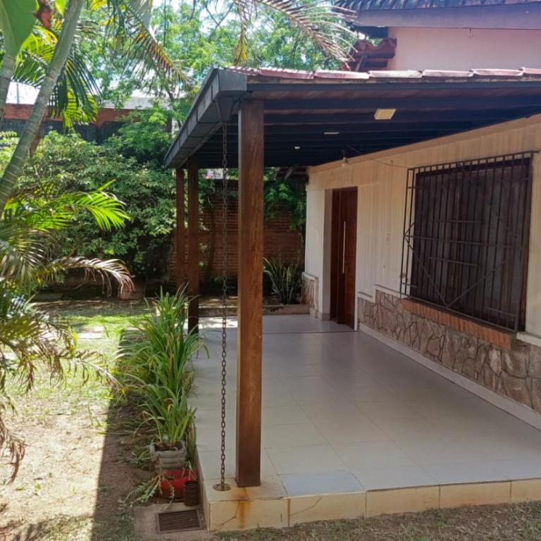 Lovely Home Near the Airport and Business District - One-Bedroom House - 10