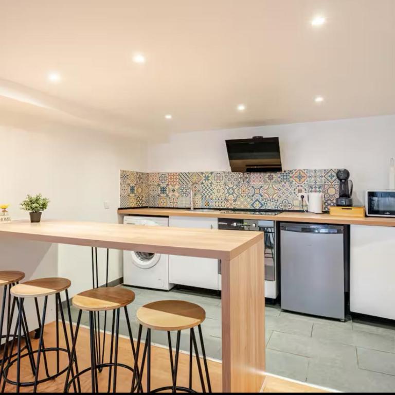Loft 2 min Gare Saint Charles ,2 chambres 6p - Apartamento de 1 dormitorio - 5
