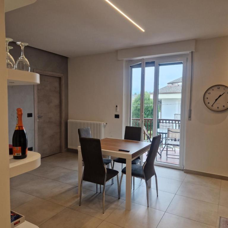 Giulietta Apartment Cuneo - Two-Bedroom Apartment - 10
