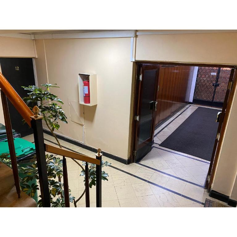 Plaza Colombia - Three-Bedroom Apartment - 5