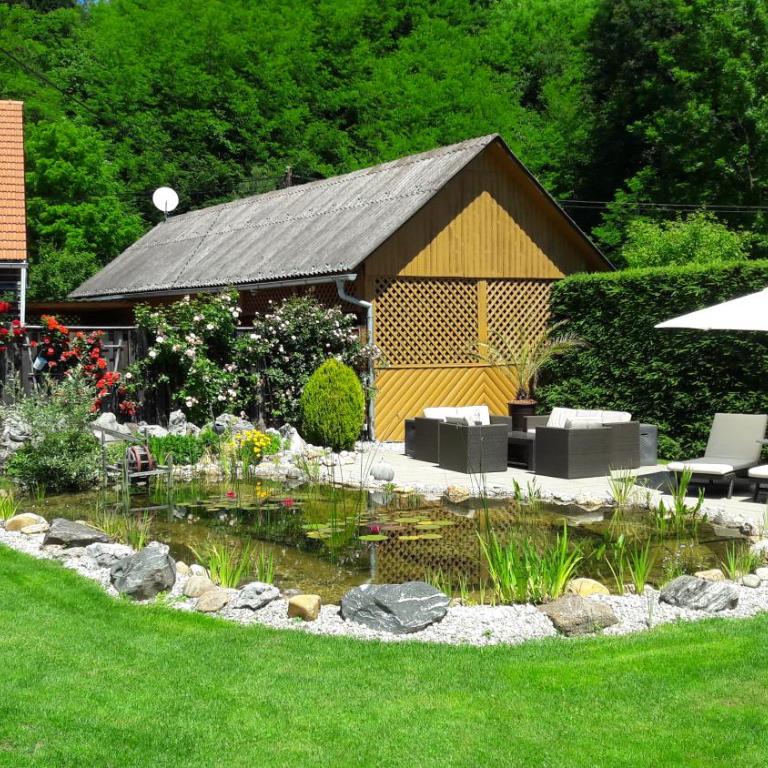 Lauras Ferienwohnung - Ihre Wohlfühloase in der Südweststeiermark mit Garten, Pool, Biotop & Weinbar - Apartment mit 2 Schlafzimmmern und eigenem Pool - 48