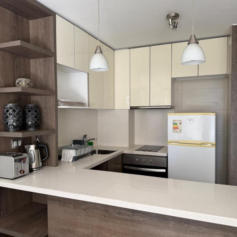 Depto a 2 pasos Mall Parque Arauco 301 - Two-Bedroom Apartment - 9