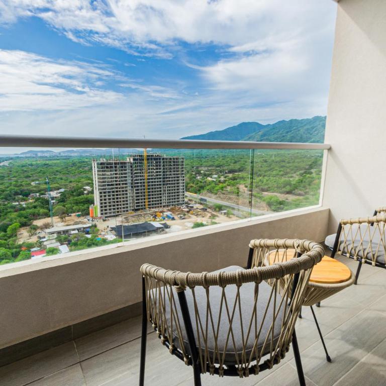 Apartamento con playa y piscina a 5 minutos del aeropuerto - One-Bedroom Apartment - 13