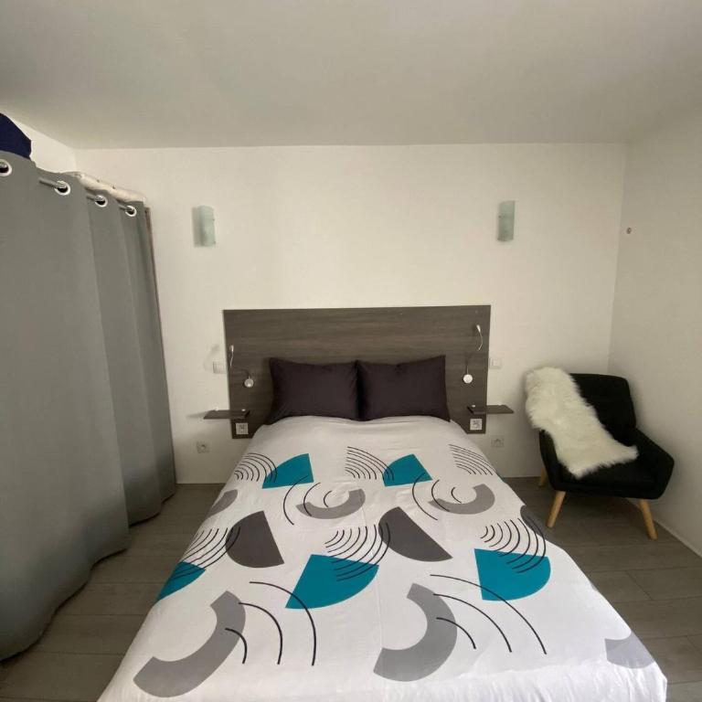 Duplex cosy à quelles minutes à pied du centre ville - One-Bedroom Apartment - 3