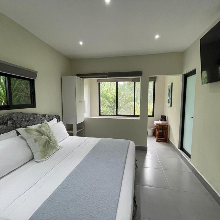The Blue Eco Lodge - Habitación Doble con baño privado - 1 o 2 camas - 2