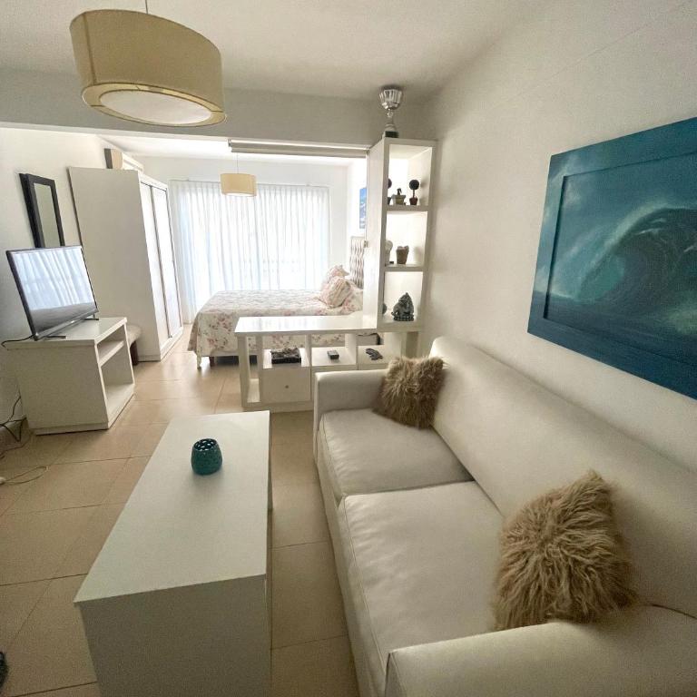 Frente al mar varese - Two-Bedroom Apartment - 2