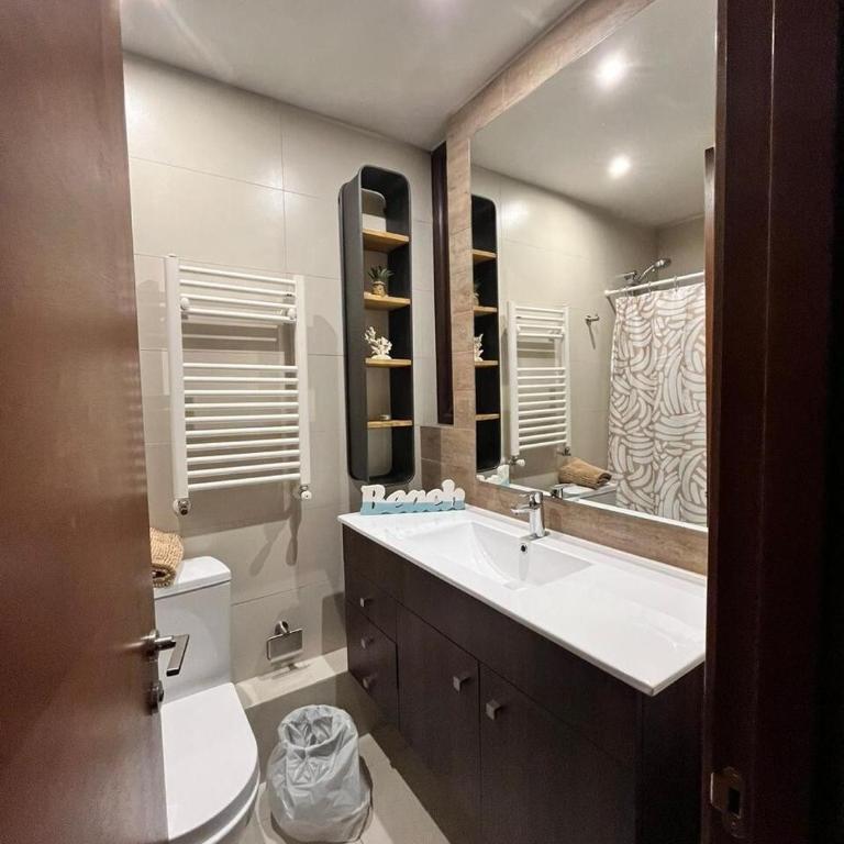 departamento con vista al lago 7p - Three-Bedroom Apartment - 3