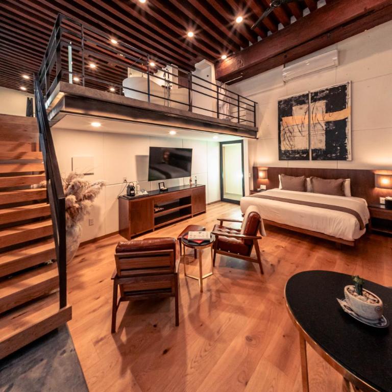 Domingo Santo Hotel Boutique - Deluxe King Room - 13
