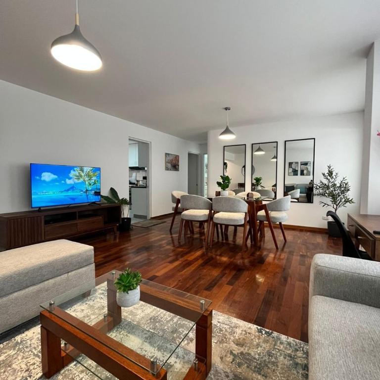 Acogedor apartamento a 2 cuadras de Larcomar - Apartamento de 2 dormitorios - 11