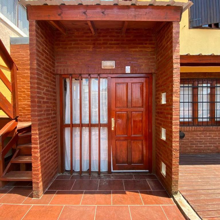 En Esta Tierra - One-Bedroom Apartment - 1
