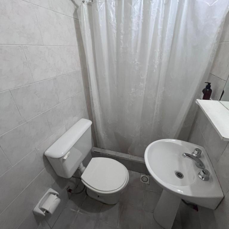 Praga Hotel - Habitación Doble Económica - 2 camas - 3