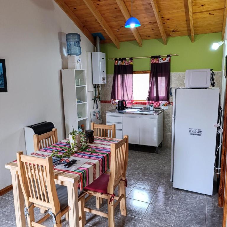 Cabana del aeropuerto calafate - Two-Bedroom House - 8