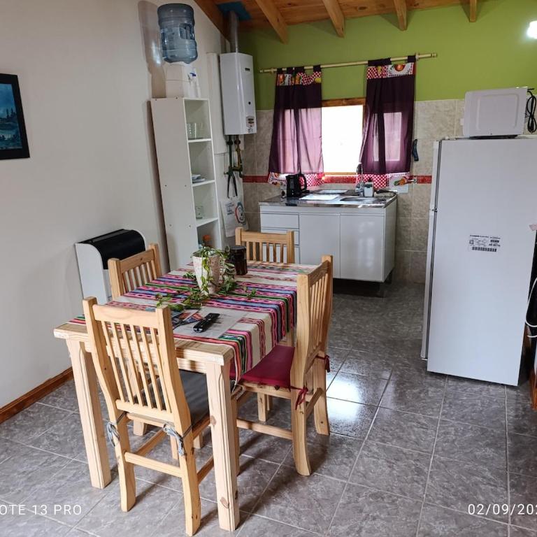 Cabana del aeropuerto calafate - Two-Bedroom House - 10