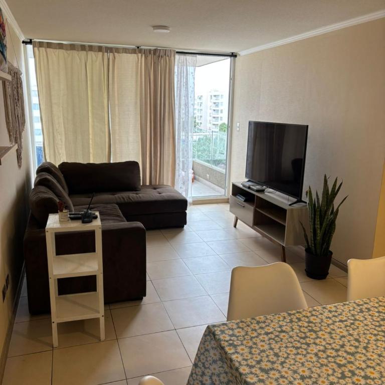 Moderno departamento, cómodo y céntrico - Two-Bedroom Apartment - 1