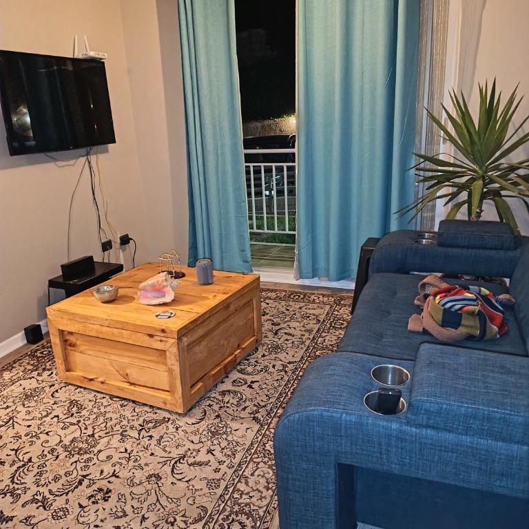 Arriendo departamento amoblado por día - Apartamento de 2 dormitorios - 3