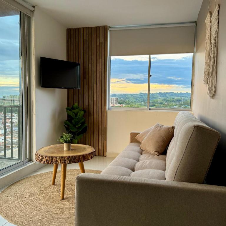 Refugio Central con Parqueo Privado - Apartamento de 2 dormitorios - 9