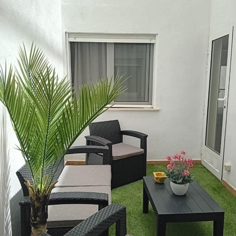 Vivienda Turística Independiente Sol y Alma - Four-Bedroom House - 18