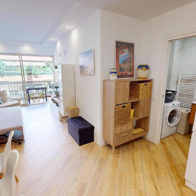 Agréable 2P rénové au centre avec terrasse - FR-1-196-387 - Apartment - 3