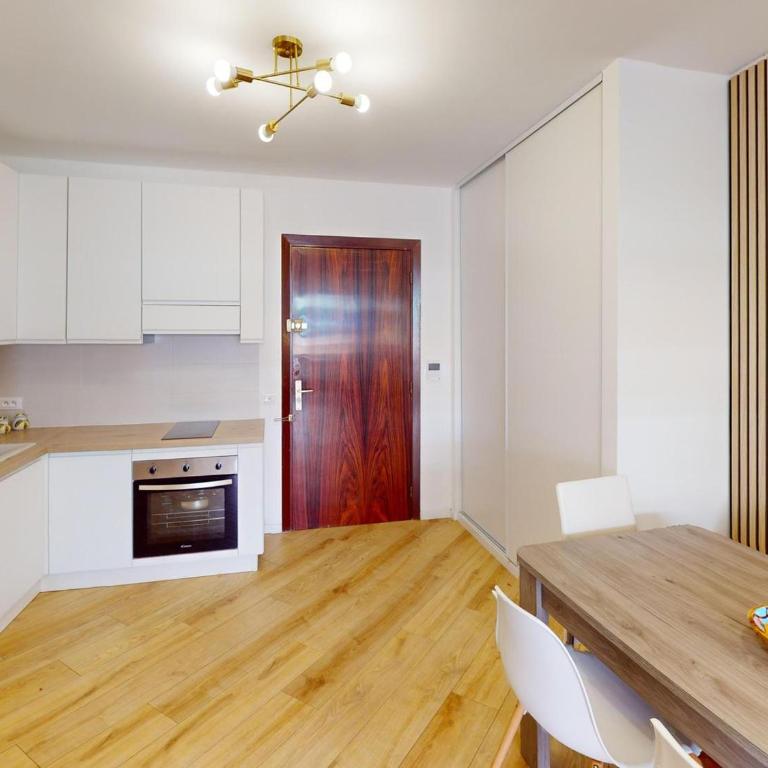 Agréable 2P rénové au centre avec terrasse - FR-1-196-387 - Apartment - 12
