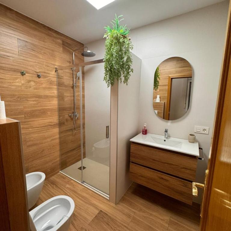 Vivienda Turística Independiente Sol y Alma - Four-Bedroom House - 52