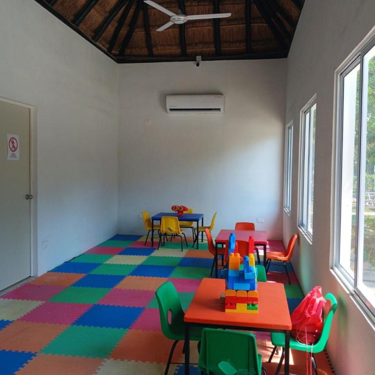 Real Amalfi coto 3 a 13 min de la Playa con salida a Cancun y Tulum 49 amenidades - Two-Bedroom Apartment - 11