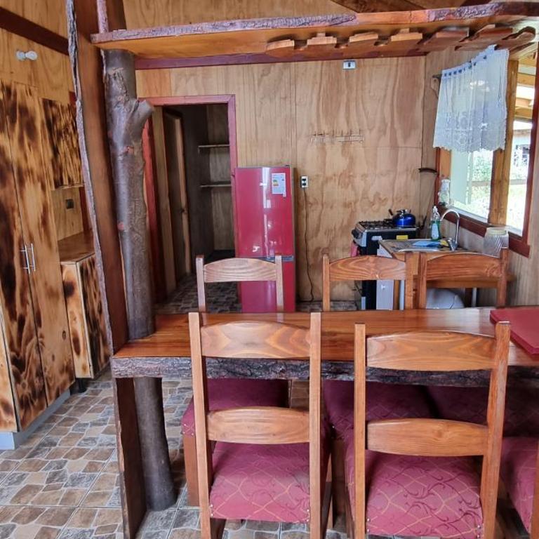 Cabaňa a pasos del lago - Two-Bedroom House - 2
