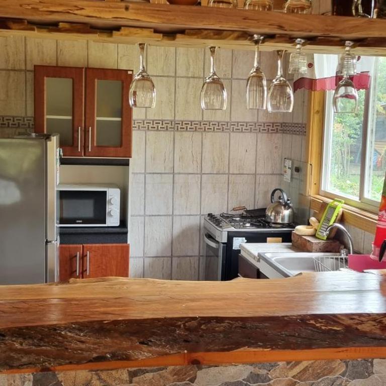 Cabaňa a pasos del lago - Two-Bedroom House - 2