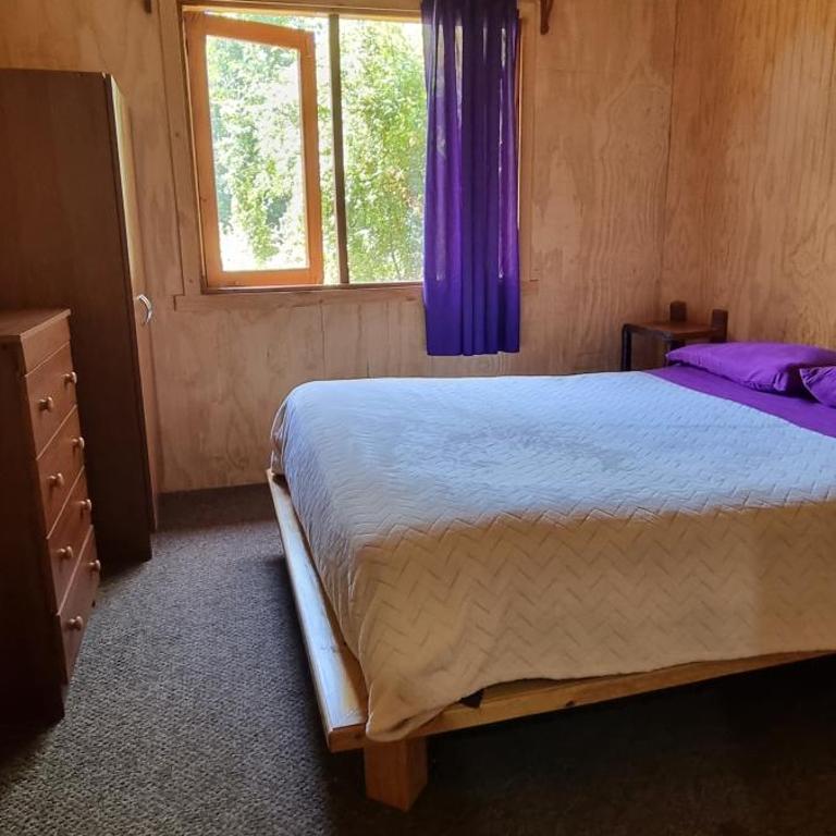 Cabaňa a pasos del lago - Two-Bedroom House - 5
