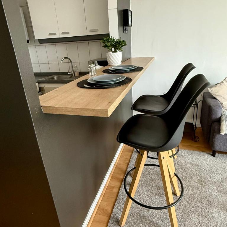 Cómodo y central dpto a pasos de metro Tobalaba - One-Bedroom Apartment - 2