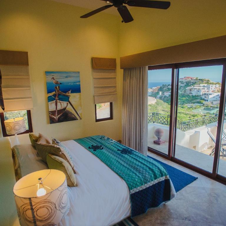 Gorgeous Villa with Panoramic Views in Pedregal - Casa de 4 dormitorios - 4