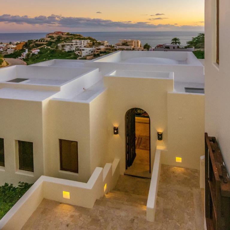 Gorgeous Villa with Panoramic Views in Pedregal - Casa de 4 dormitorios - 5