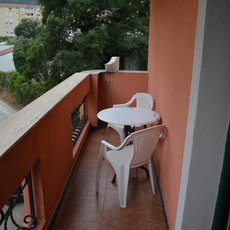 Lero Apartments - Two-Bedroom Apartment - 9