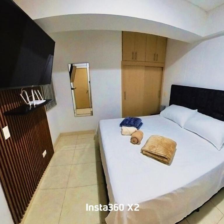 Apto cerca a la estación Niquia con piscina - Apartamento de 2 dormitorios - 30