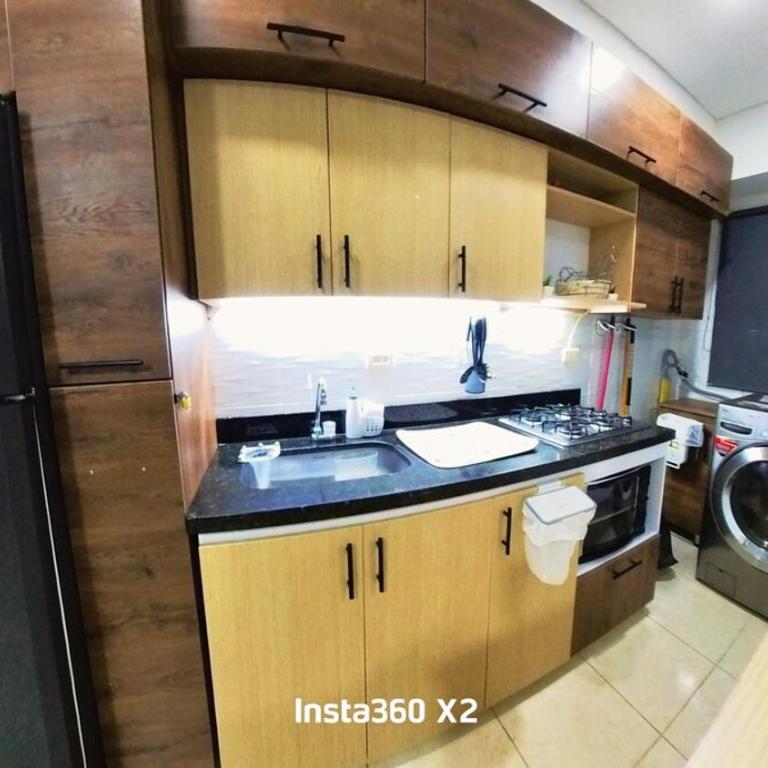 Apto cerca a la estación Niquia con piscina - Apartamento de 2 dormitorios - 47