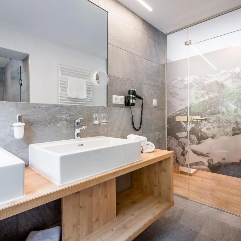 Apart SunAlpin - Comfort Apartment mit 2 Schlafzimmern und Balkon (6 Erwachsene) - 5