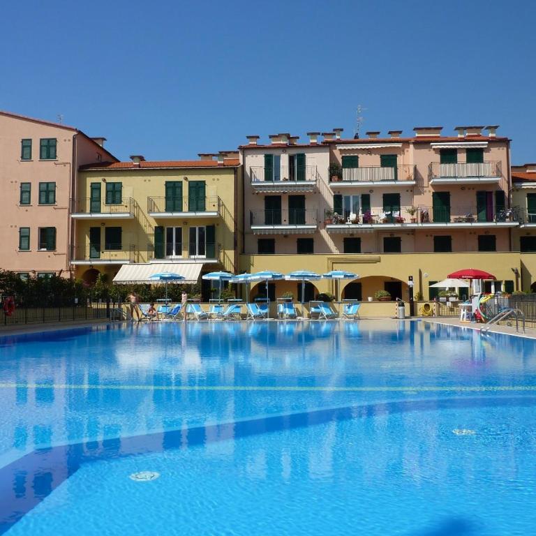 Appartamento Vista mare con Piscina Cala di Sole - Appartamento con terrazza e vista sul mare e sulla piscina - 1