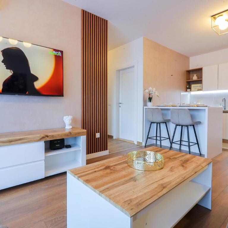 MIONIK Home - One-Bedroom Apartment - 2