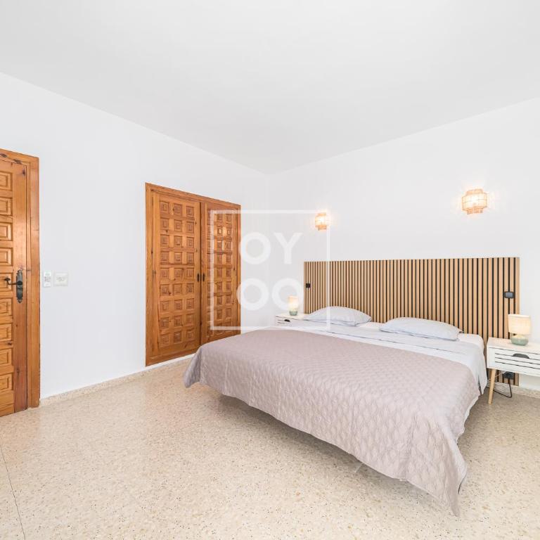 Villa El Monte de Moraira, private pool, sea views - by OYOOSTAYS - Three-Bedroom Vacation Home - 10