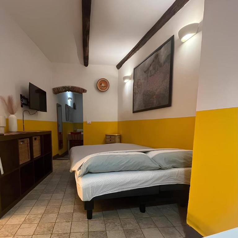 Rosa Homes THE YELLOW - Genoa Center, near the Metro, Aquarium - Apartamento de 1 dormitorio - 16
