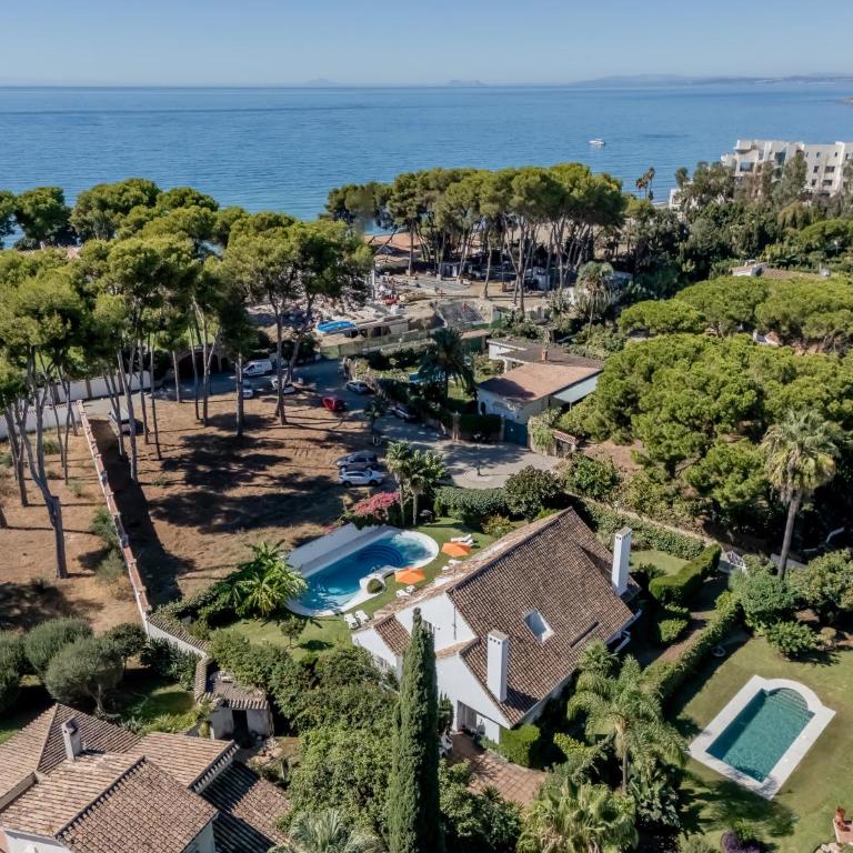 Casa el Sur Beachside in Marbella - Villa - 8