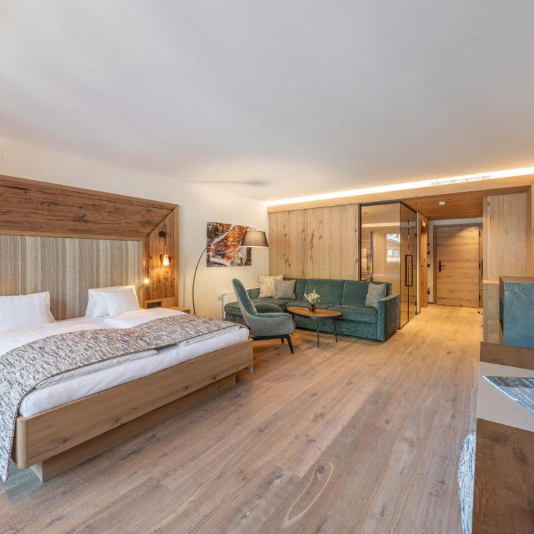 Alpbacherhof - Mountain & Spa Resort - Deluxe Doppelzimmer mit Balkon - 5