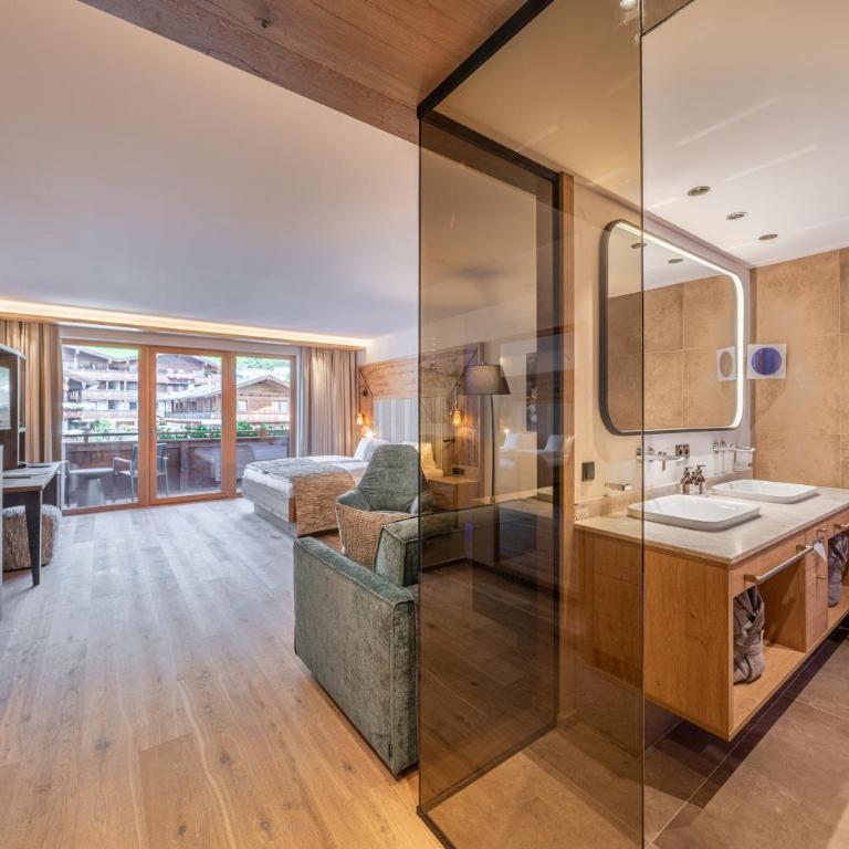 Alpbacherhof - Mountain & Spa Resort - Deluxe Doppelzimmer mit Balkon - 4
