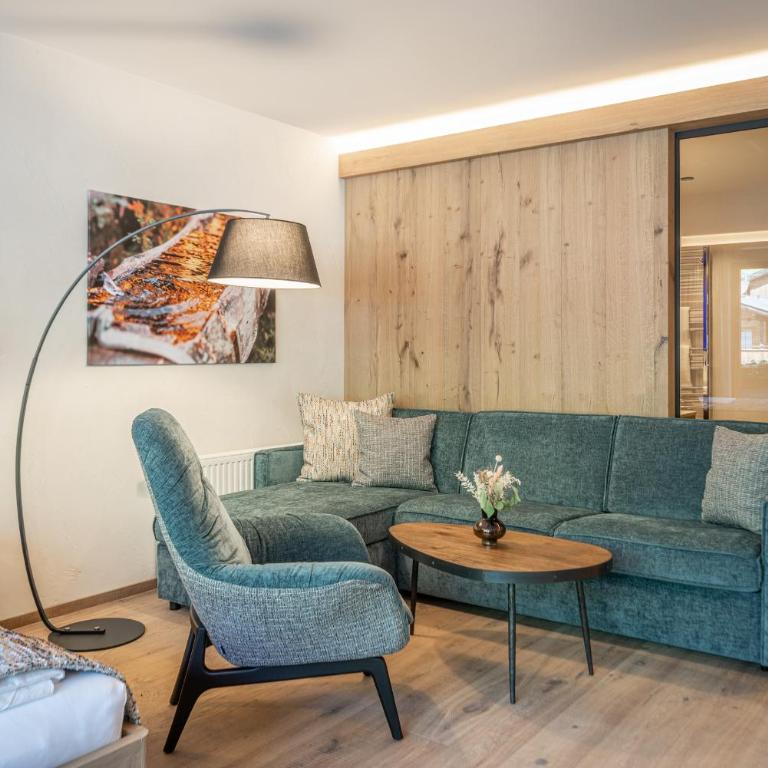 Alpbacherhof - Mountain & Spa Resort - Deluxe Doppelzimmer mit Balkon - 2