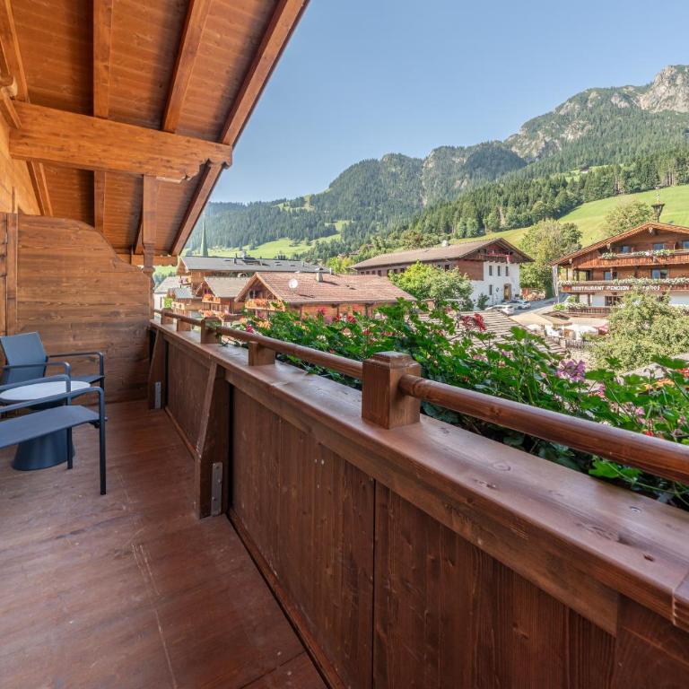 Alpbacherhof - Mountain & Spa Resort - Deluxe Doppelzimmer mit Balkon - 7